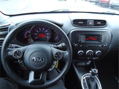 Used 2016 Kia Soul image 19