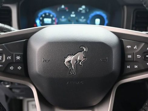 New 2025 Ford Bronco Badlands w/ Sasquatch Package image 9