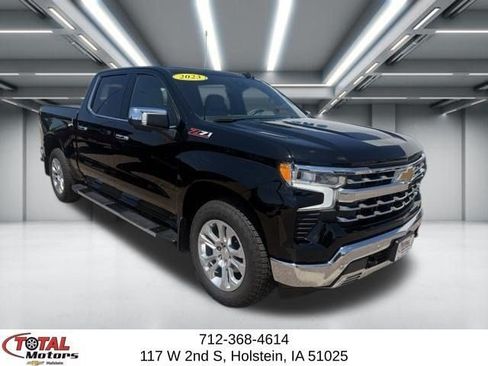 Used 2023 Chevrolet Silverado 1500 LTZ AWD/4WD image 2