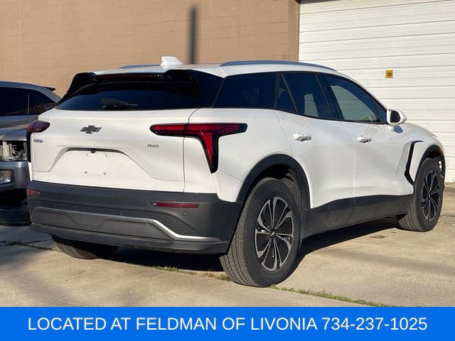Used 2024 Chevrolet Blazer EV LT AWD/4WD image 3