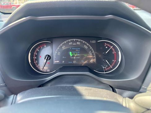 Used 2025 Toyota RAV4 XLE image 48