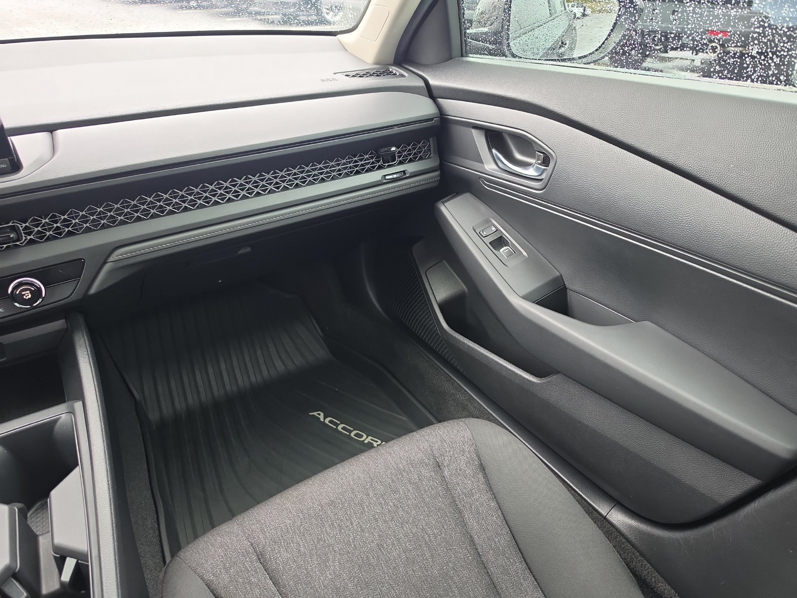 Certified 2023 Honda Accord LX image 11
