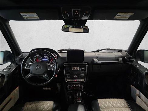Used 2017 Mercedes-Benz G 63 AMG 4MATIC image 9