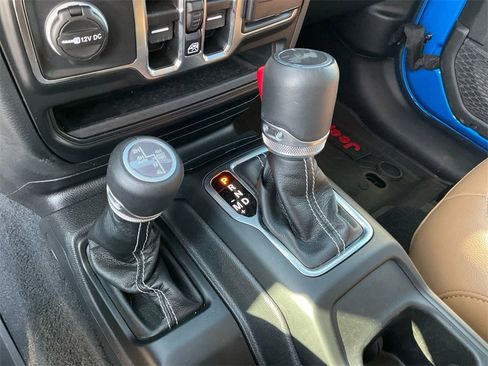 Used 2023 Jeep Wrangler Unlimited Sahara w/ Cold Weather Group image 30