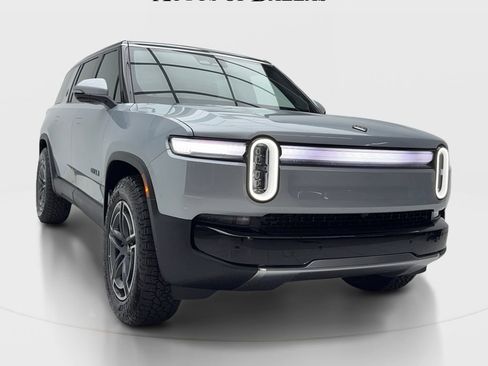 Used 2026 Rivian R1S Adventure AWD/4WD image 2