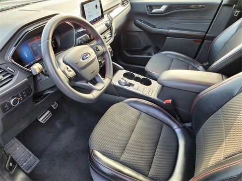 Used 2023 Ford Escape ST-Line image 17