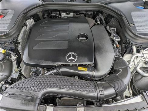 Used 2022 Mercedes-Benz GLC 300 4MATIC Coupe image 23