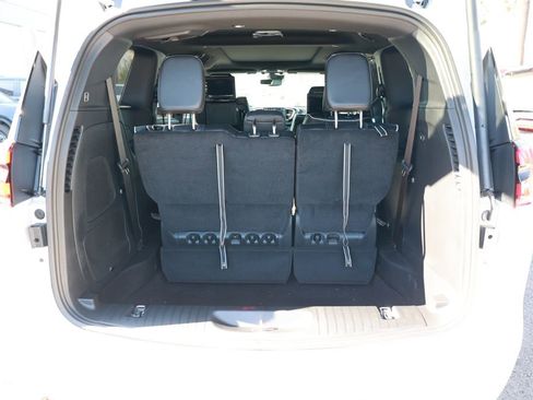 New 2026 Chrysler Pacifica Limited image 33