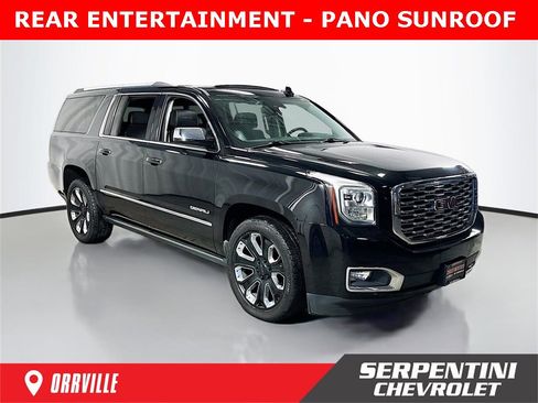 Used 2020 GMC Yukon XL Denali image 1