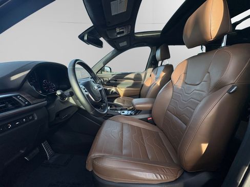 Used 2021 Kia Telluride SX w/ SX Prestige Package image 9
