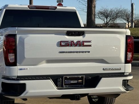 Used 2024 GMC Sierra 1500 Elevation image 8