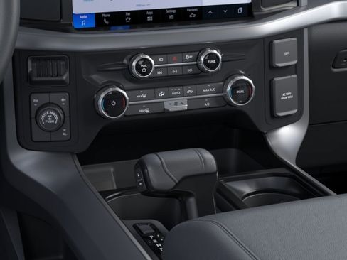 New 2026 Ford F150 XLT w/ XLT Black Appearance Package AWD/4WD image 17