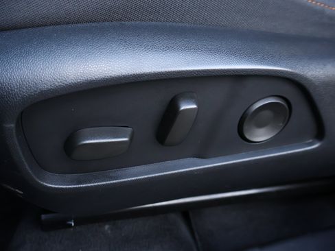Certified 2025 Chevrolet Equinox ACTIV w/ Safety and Technology Package FWD image 10