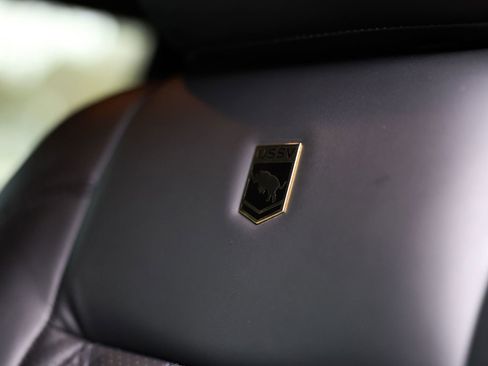 Used 2016 Ford F450 XLT w/ XLT Interior Package image 33