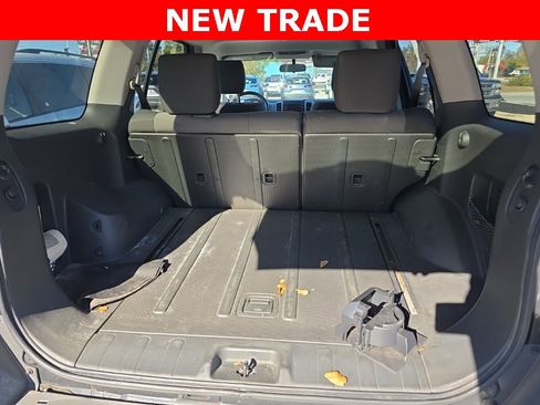 Used 2013 Nissan Xterra S image 11
