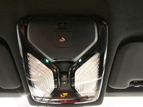 Used 2022 BMW X6 xDrive40i w/ Premium Package AWD/4WD image 31