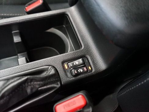 Used 2014 Subaru Crosstrek 2.0i Premium image 25