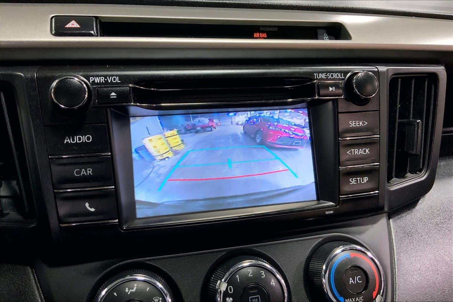 Used 2016 Toyota RAV4 LE AWD/4WD image 27