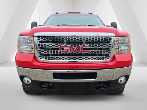 Used 2011 GMC Sierra 2500 SLT w/ SLT Convenience Package image 2