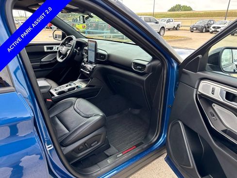 Used 2022 Ford Explorer ST w/ Equipment Group 401A AWD/4WD image 16