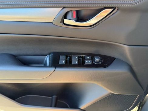 New 2025 MAZDA CX-5 AWD 2.5 S w/ Preferred Package image 31