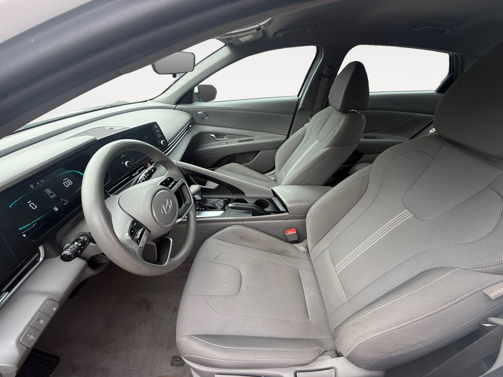 Used 2025 Hyundai Elantra SE FWD image 9