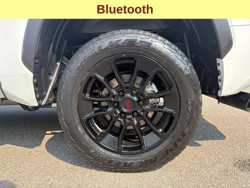 Used 2023 Toyota Tundra SR5 w/ SR5 Convenience Package AWD/4WD image 9