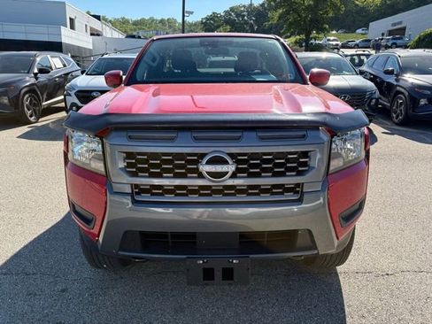 Certified 2025 Nissan Frontier SV AWD/4WD image 8