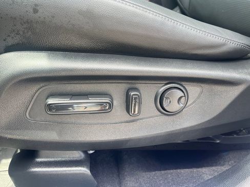 Used 2025 Honda CR-V EX-L image 27