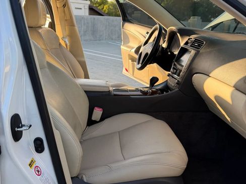 Used 2010 Lexus IS 350 w/ Luxury Plus Value Edition RWD image 13
