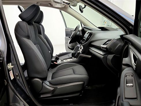 Used 2019 Subaru Forester Premium image 17