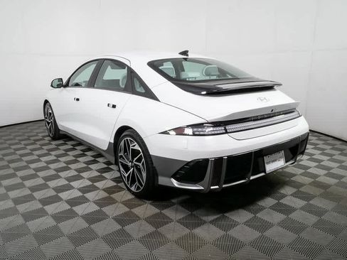 Used 2024 Hyundai Ioniq 6 SEL RWD image 26