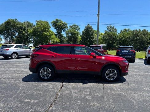 Certified 2024 Chevrolet Blazer LT w/ Convenience Package FWD image 6