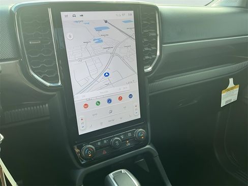 New 2025 Ford Ranger XLT w/ Equipment Group 301A High image 33