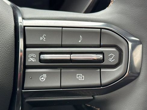 New 2026 GMC Canyon AT4 w/ Technology Plus Package AWD/4WD image 29