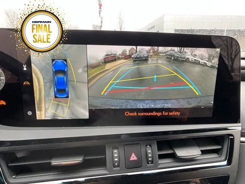 Certified 2025 Lexus ES 300h w/ Luxury Package image 17