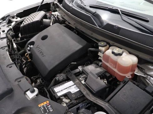 Used 2018 Chevrolet Traverse LT FWD image 29