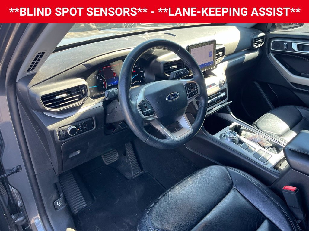 Used 2023 Ford Explorer XLT RWD image 7