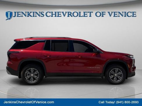 New 2026 Chevrolet Traverse LT FWD image 3