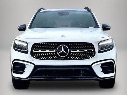 Used 2025 Mercedes-Benz GLB 250 image 12