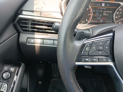 Used 2023 Nissan Altima 2.0 SR FWD image 25
