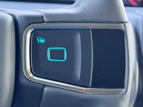 Used 2025 Ford Expedition Active image 10