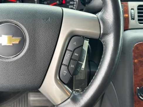 Used 2014 Chevrolet Suburban LTZ AWD/4WD image 5