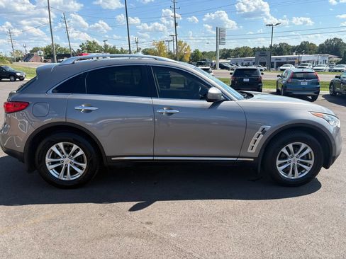 Used 2011 INFINITI FX35 AWD w/ Premium Pkg image 7
