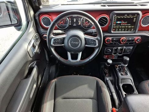 Used 2022 Jeep Gladiator Rubicon AWD/4WD image 11