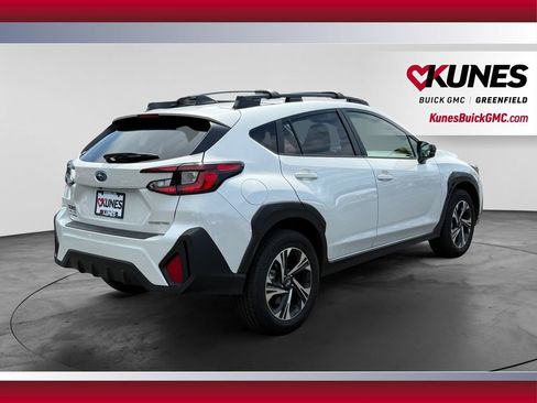 Used 2025 Subaru Crosstrek 2.5i Premium AWD/4WD image 10