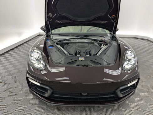 Used 2023 Porsche Panamera 4 image 19