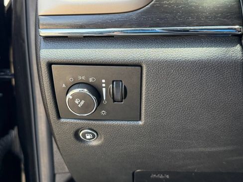Used 2014 Jeep Grand Cherokee Limited AWD/4WD image 24