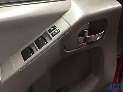 Used 2017 Nissan Frontier SV image 22
