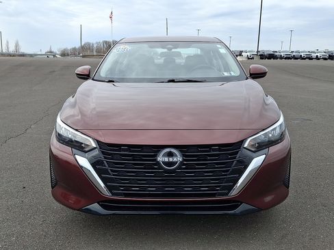 Used 2025 Nissan Sentra SV w/ All-Weather Package image 2